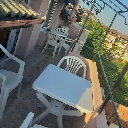Homestay Стаи За Гости Пролет *